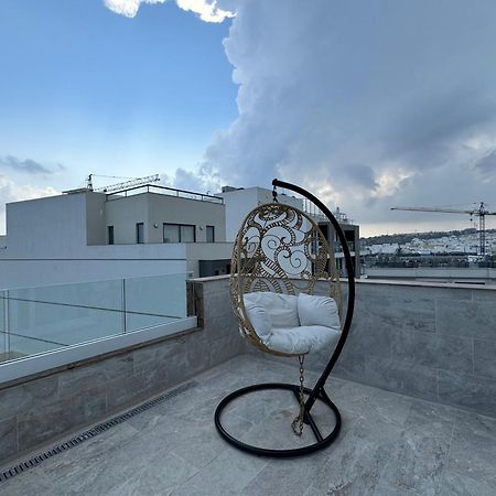 Balcony Hotel Saint Julian's Eksteriør billede
