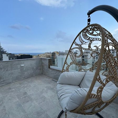 Balcony Hotel Saint Julian's Eksteriør billede